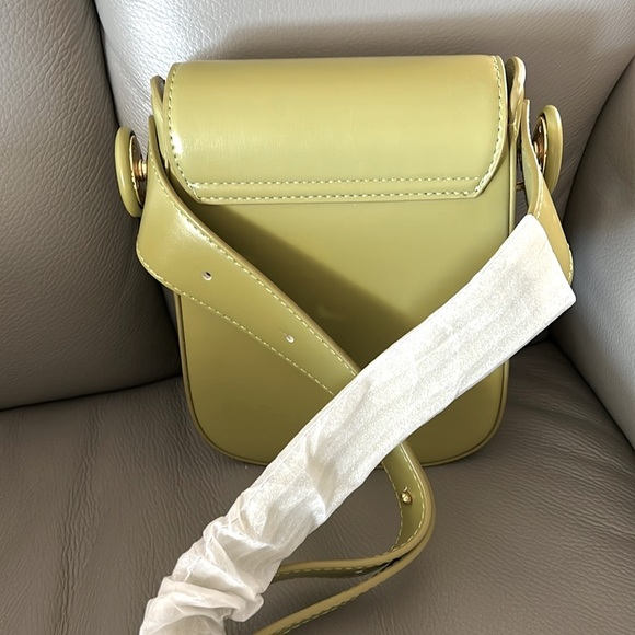 Minimalist Crossbody Shoulder Bag Vegan 🆕 - Picture 5 of 8